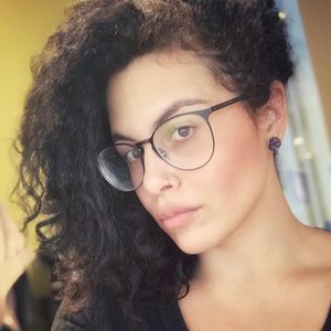 Meet your Posher, Courtney